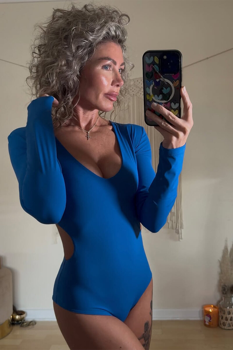 ANASTASIA - V-NECK BODY - 6